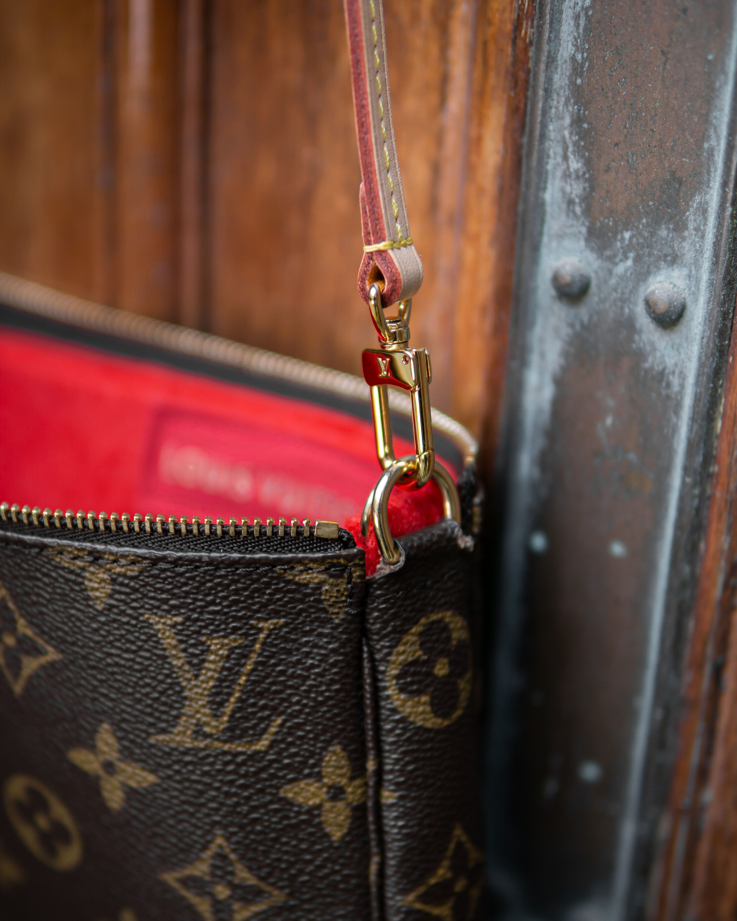 Lv pochette accessories liner insert